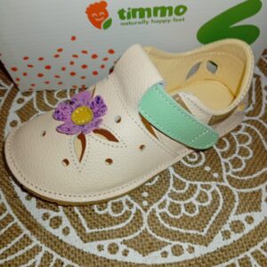 Sandalia flor timmo